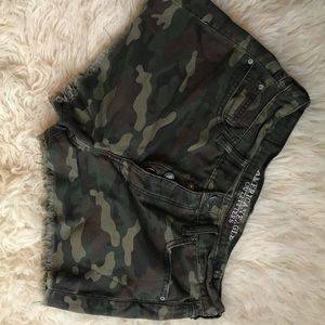 American Eagle Women’s shorts